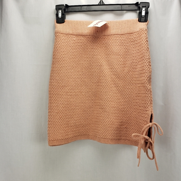 Free People Beach | Reagan Knit Sweater Skirt | Peach | NWT | Size XS - Picture 2 of 7
